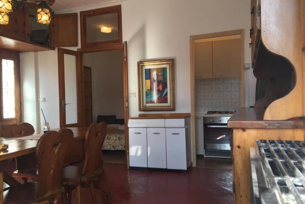 Nel Set Di Piccolo Mondo Antico Villa Viola Valsolda Eksteriør billede