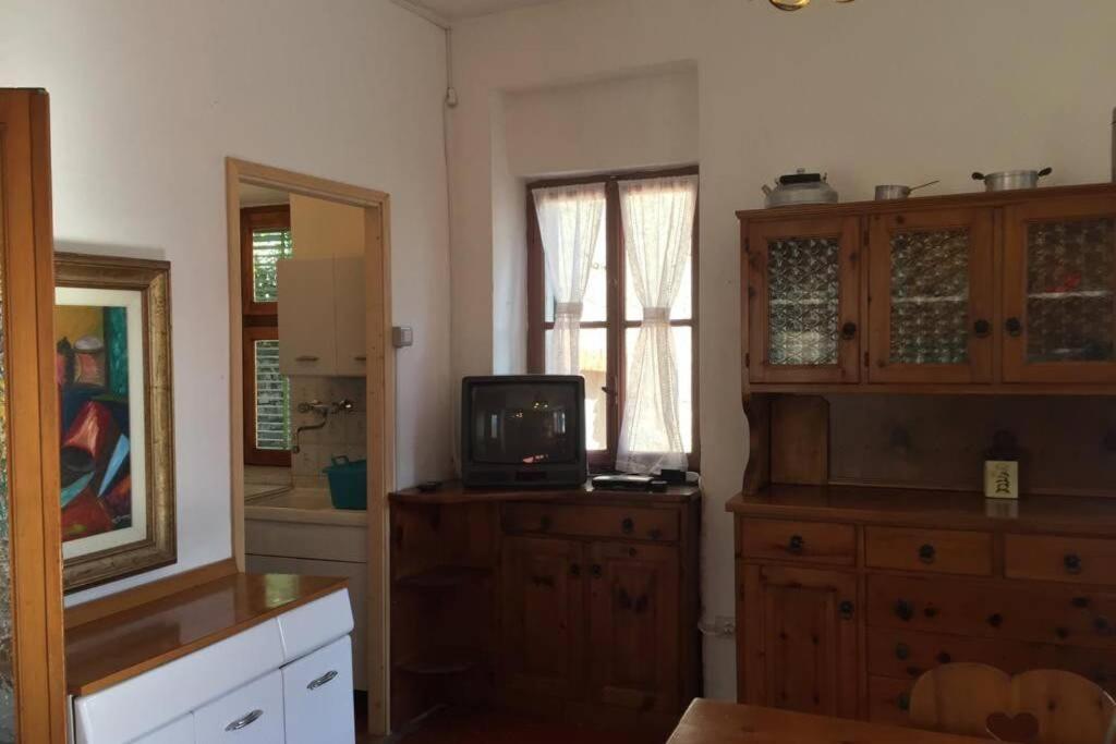 Nel Set Di Piccolo Mondo Antico Villa Viola Valsolda Eksteriør billede