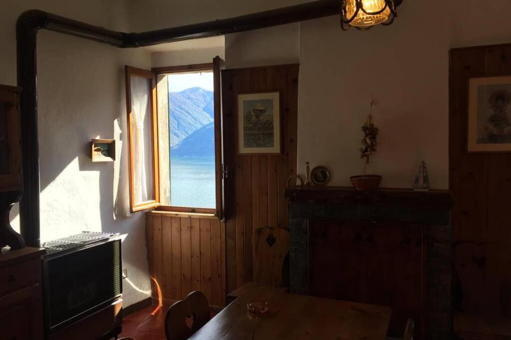 Nel Set Di Piccolo Mondo Antico Villa Viola Valsolda Eksteriør billede