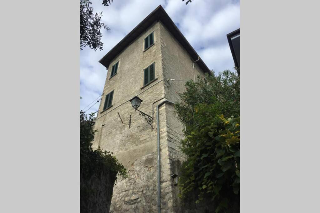 Nel Set Di Piccolo Mondo Antico Villa Viola Valsolda Eksteriør billede