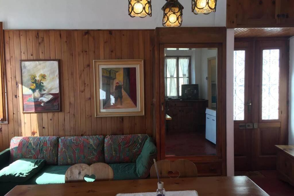 Nel Set Di Piccolo Mondo Antico Villa Viola Valsolda Eksteriør billede
